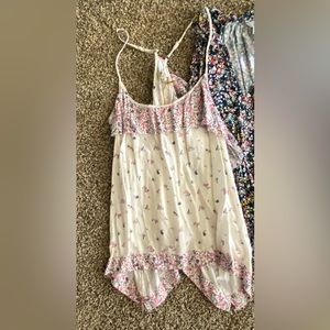 Two XL Summer Tank Tops!!!☀️🌊🫧